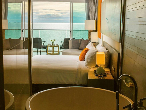 Movenpick Siam Hotel