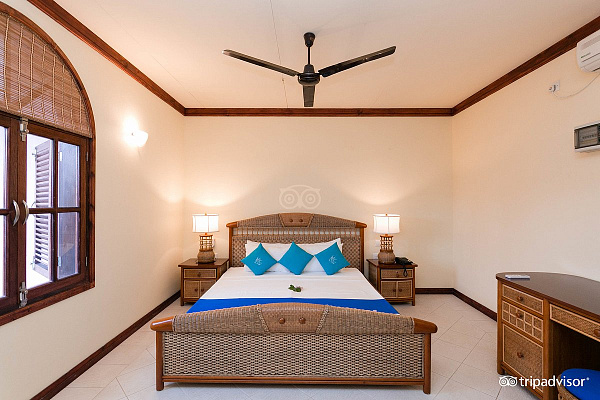 Castello Beach Hotel