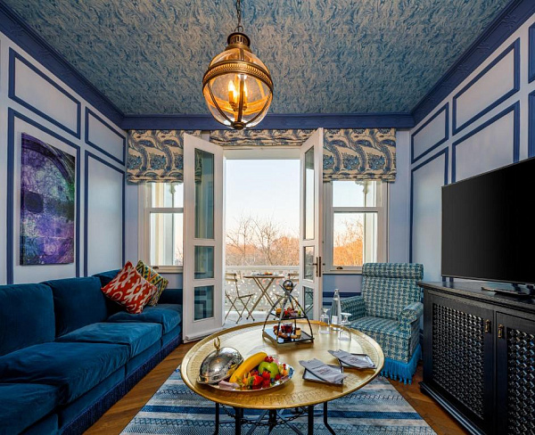 HAGIA SOFIA MANSIONS CURIO COLLECTION BY HILTON