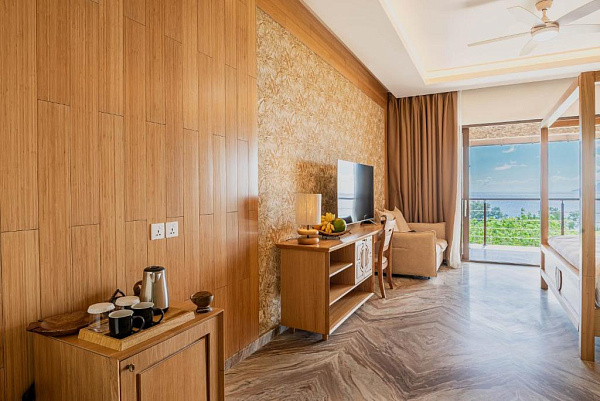Gardens Hill Resort & Spa