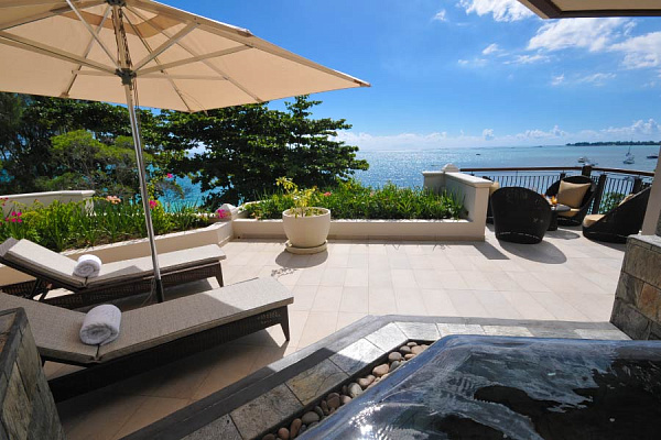 Le Cardinal Exclusive Le Cardinal Exclusive