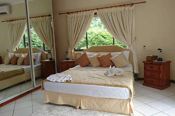 Carana Hilltop Villa