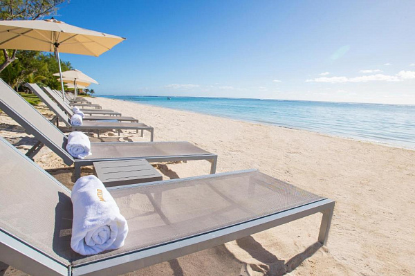 Crystals Beach Resort Belle Mare By Radisson