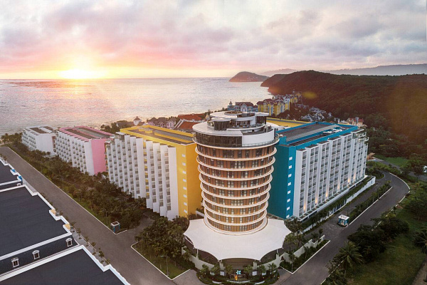 Premier Residence Phu Quoc Emerald Bay managed by Accor