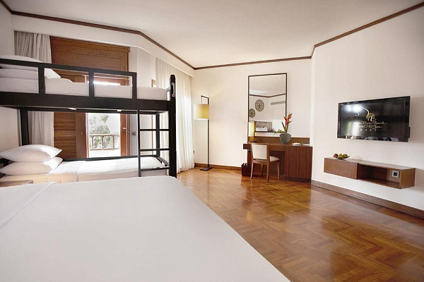 Nusa Dua Beach Hotel & Spa 