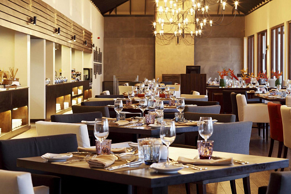 NH Bentota Ceysands Resort (ex. Centara Ceysands Resort & Spa) NH Bentota Ceysands Resort (ex. Centara Ceysands Resort & Spa)