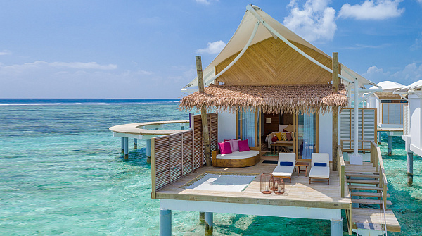 Cinnamon Hakuraa Huraа Maldives