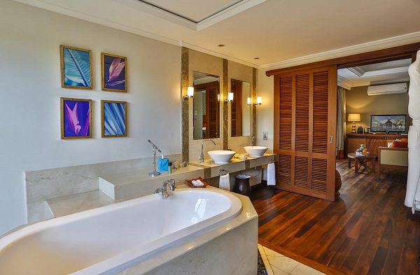 Maradiva Villas Resort & Spa Maradiva Villas Resort & Spa