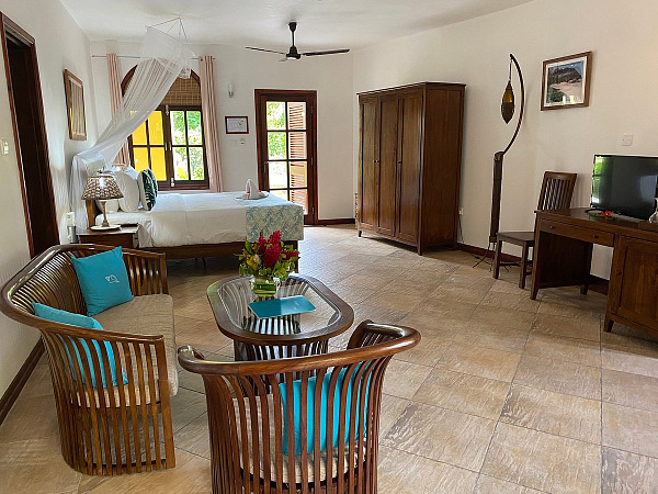 Castello Beach Hotel