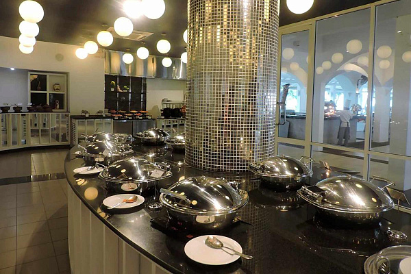 Trinco Blu by Cinnamon