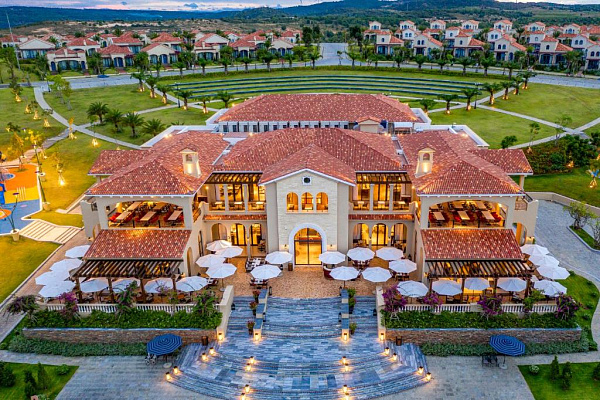 Centara Mirage Resort Mui Ne