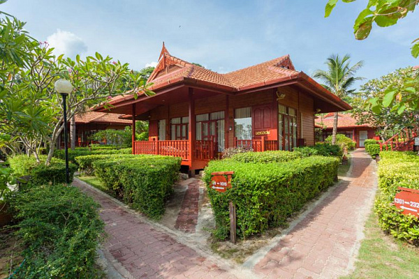 P.P. Erawan Palms Resort