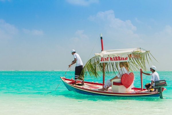 Meeru Island Resort & Spa