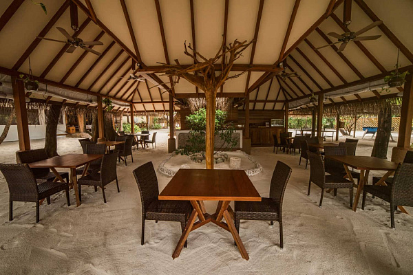 NAKAI Maayafushi Resort