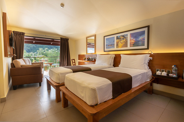 Coral Strand Smart Choice (Mahe) Coral Strand Smart Choice (Mahe)