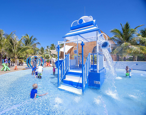 Holiday Inn Resort Kandooma Maldives