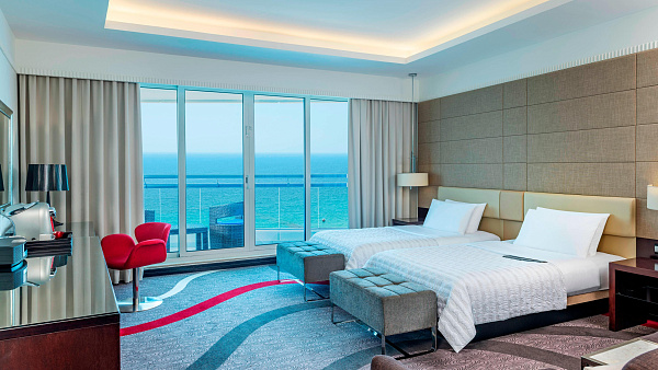 Le Meridien Al Aqah Beach Resort