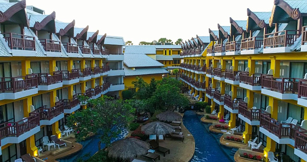 Woraburi Phuket Resort