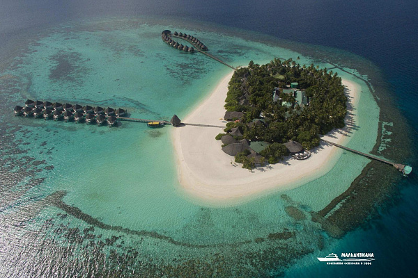 Angaga Island Resort & Spa