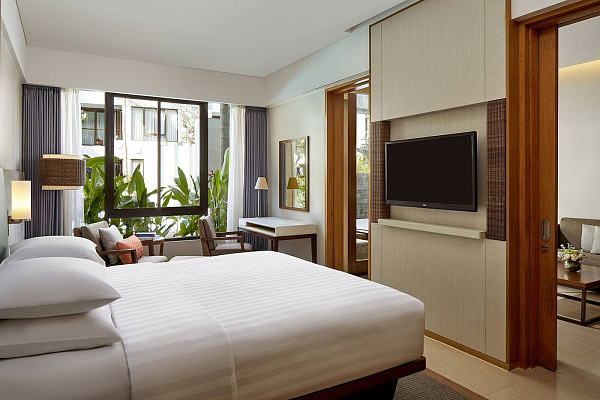 Courtyard by Marriott Bali Seminyak Resort 5*