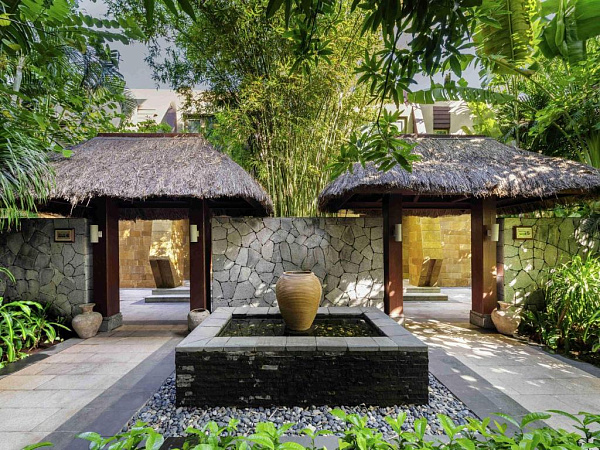 Pullman Ocean View Sanya Bay Resort & Spa