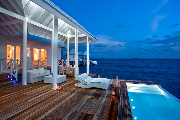 Diamonds Thudufushi Maldives