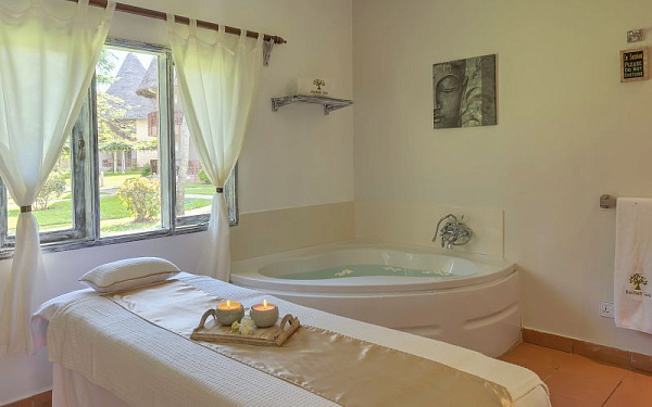 Neptune Paradise Beach Resort & Spa