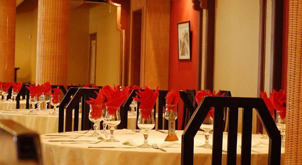 Aanari Hotel and Spa