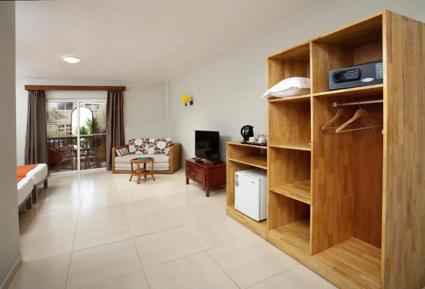 Le Palmiste Resort & Spa 