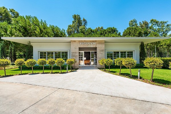 Cornelia Azure Villas