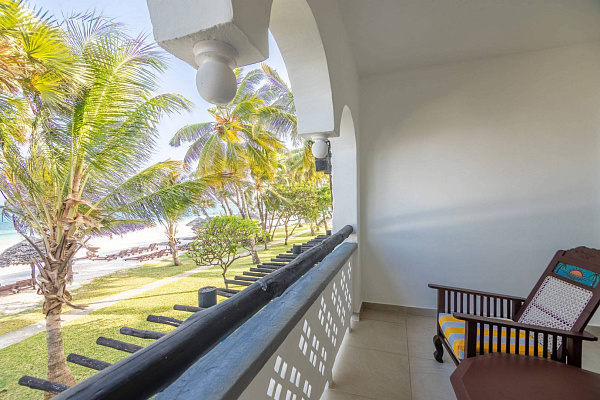 Southern Palms Beach Resort