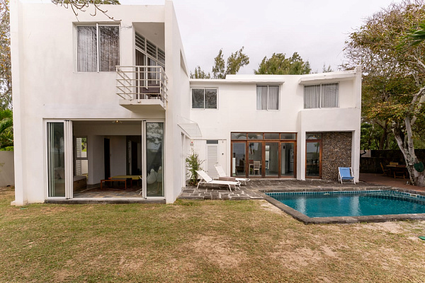 Villa de l’Ocean by Muse Villas