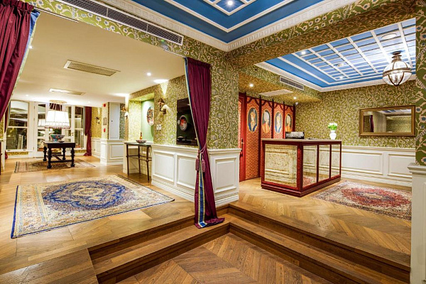 HAGIA SOFIA MANSIONS CURIO COLLECTION BY HILTON