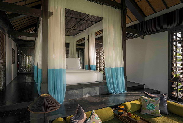 Four Season The Nam Hai