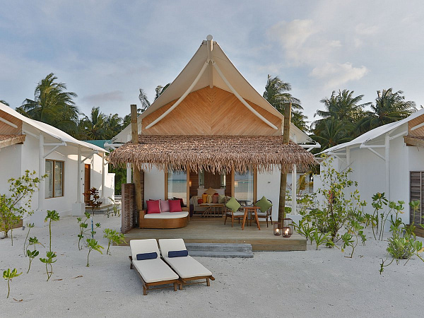 Cinnamon Hakuraa Huraа Maldives
