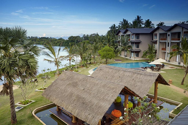 Amaranthe Bay Resort & Spa