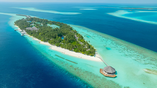 Vilamendhoo Island Resort & Spa