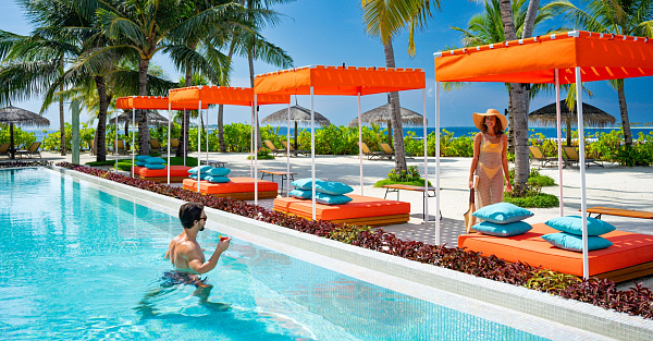 OBLU SELECT at Sangeli