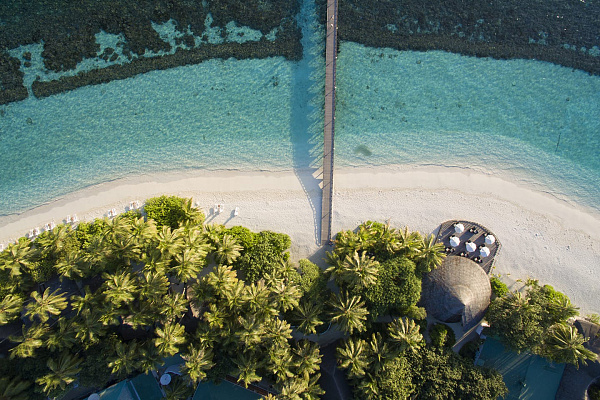 Angaga Island Resort & Spa