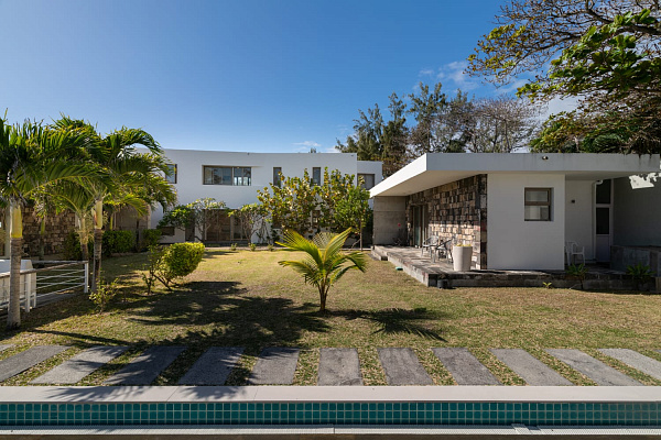 Villa de l’Ocean by Muse Villas