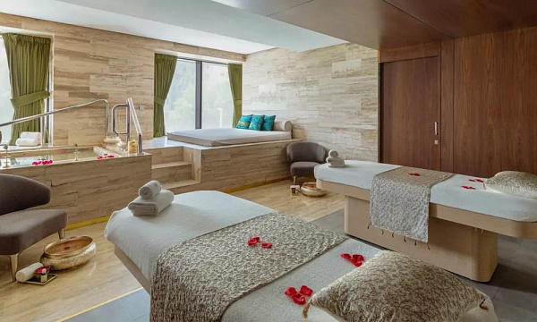 Taj Exotica Resort & Spa, The Palm Dubai