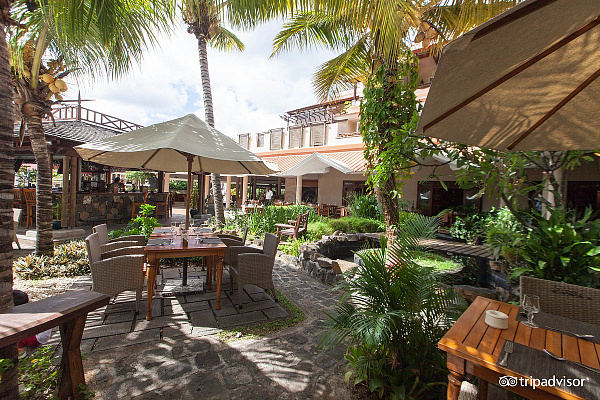 Aanari Hotel and Spa