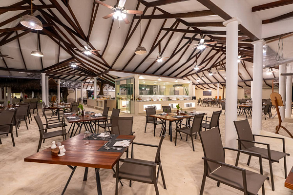 NAKAI Maayafushi Resort