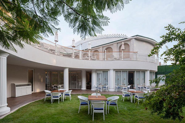 Papillon Belvil Hotel