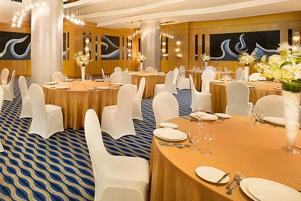 City Seasons Muscat Hotel