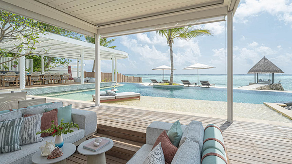 Four Seasons Resort Maldives at Kuda Huraa