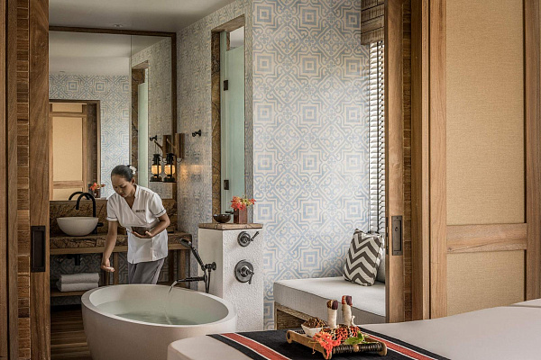 Four Seasons Resort at Desroches