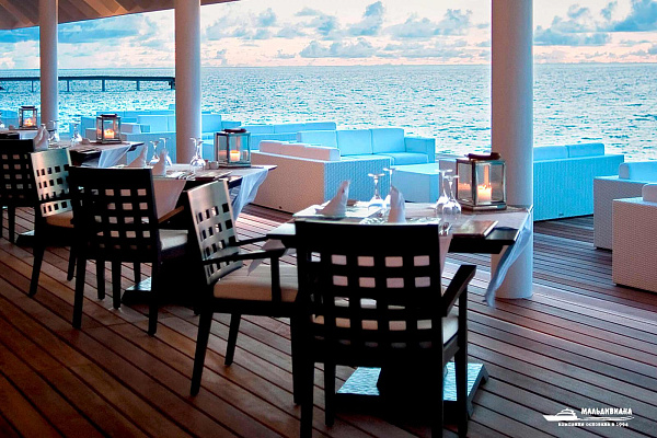 Diamonds Thudufushi Maldives