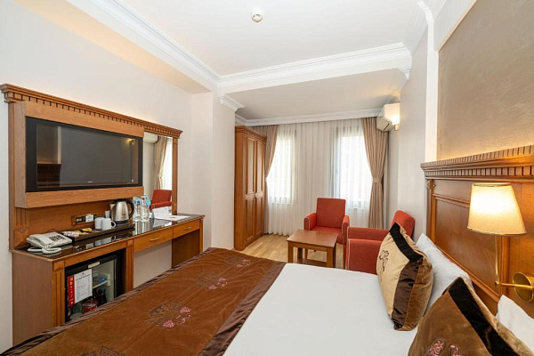 The Byzantium Hotel & Suites