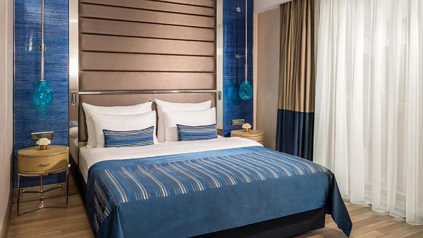 CROWNE PLAZA ISTANBUL FLORYA